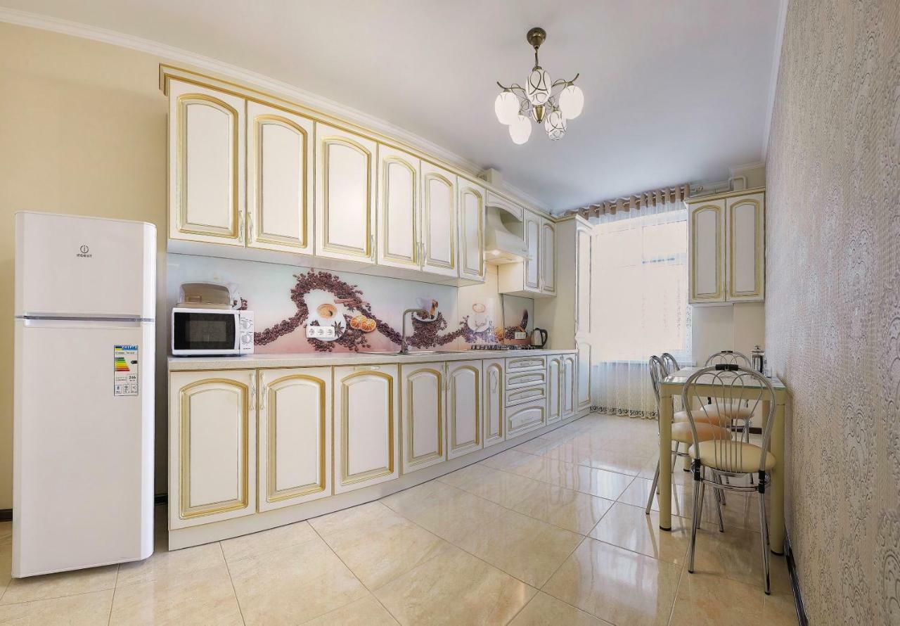 Luxury Apartament 2 Трускавец Экстерьер фото